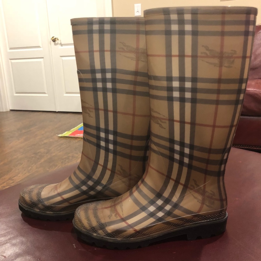 Designer Rain boots - Picture 4 of 5